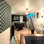 Le Joker - T2 Proche Gare - Billard - Wifi - Tv