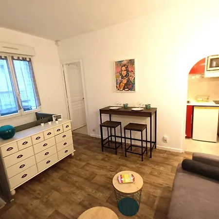 Le Joker - T2 Proche Gare - Billard - Wifi - Tv