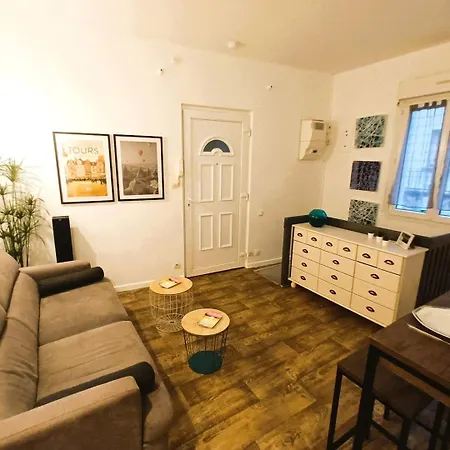 Апартаменты Le Joker - T2 Proche Gare - Billard - Wifi - Tv