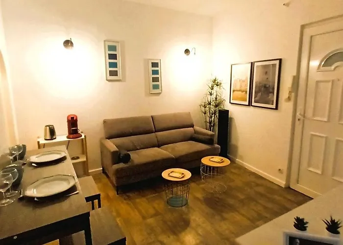 Le Joker - T2 Proche Gare - Billard - Wifi - Tv