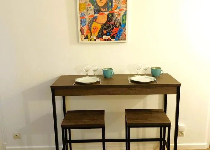 Апартаменты Le Joker - T2 Proche Gare - Billard - Wifi - Tv *