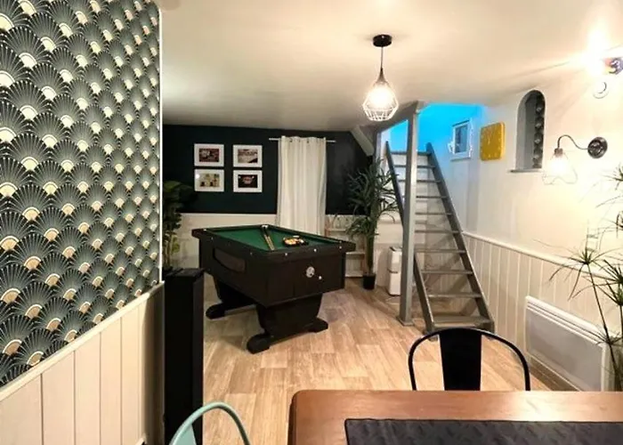 Le Joker - T2 Proche Gare - Billard - Wifi - Tv